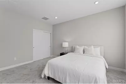 8933 Eager Road, Saint Louis, MO 63144 - Photo 25