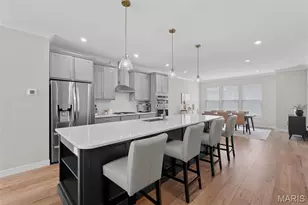 8933 Eager Rd, Saint Louis, MO 63144 - Photo 3