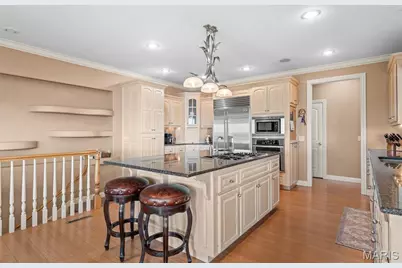 180 Crescent Circle, Hollister, MO 65672 - Photo 11