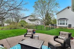 205 Harbour Pointe Dr, Wildwood, MO 63040 - Photo 37