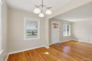 10821 St Xavier Ln, Saint Ann, MO 63074 - Photo 9