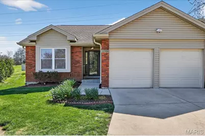 12900 Springdale Village Drive, Saint Louis, MO 63146 - Photo 1