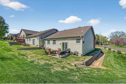 12900 Springdale Village Drive, Saint Louis, MO 63146 - Photo 33