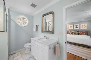 33 Gouvenor Ln, Ladue, MO 63124 - Photo 29