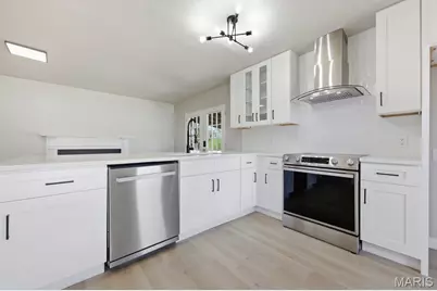 3025 Chadwick Drive, Florissant, MO 63033 - Photo 11