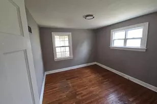 8917 Lucerne Ct, Saint Louis, MO 63136 - Photo 5