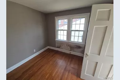 8917 Lucerne Court, Saint Louis, MO 63136 - Photo 7