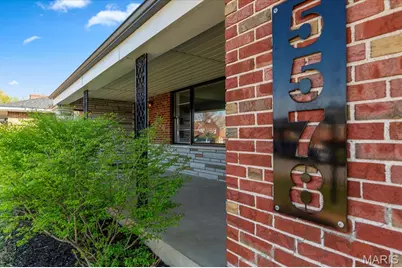5578 Lindenwood Avenue, Saint Louis, MO 63109 - Photo 3