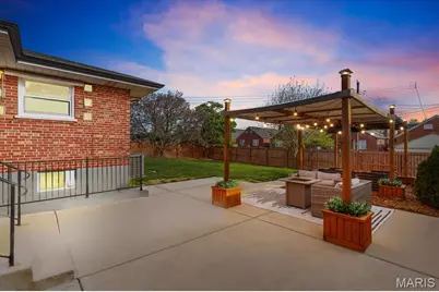 5578 Lindenwood Avenue, Saint Louis, MO 63109 - Photo 39