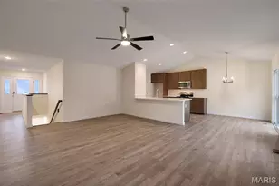 28 Shady Elm Ct, Saint Charles, MO 63301 - Photo 3