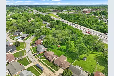 10448 Gregory Court, Saint Louis, MO 63128 - Photo 57