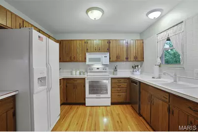 10448 Gregory Court, Saint Louis, MO 63128 - Photo 21