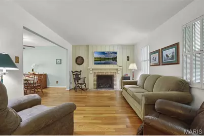 10448 Gregory Court, Saint Louis, MO 63128 - Photo 3