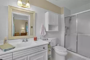 10448 Gregory Ct, Saint Louis, MO 63128 - Photo 31