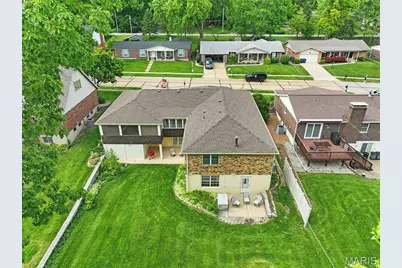 10448 Gregory Court, Saint Louis, MO 63128 - Photo 7