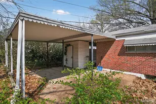 1722 Bradshaw Dr, Saint Louis, MO 63136 - Photo 31