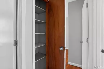 1722 Bradshaw Drive, Saint Louis, MO 63136 - Photo 25