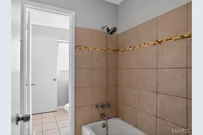 1722 Bradshaw Drive, Saint Louis, MO 63136 - Photo 23