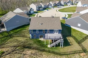 256 Savannah Ridge Ct, Fenton, MO 63026 - Photo 5