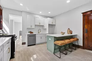 6203 Washington Ave, Saint Louis, MO 63130 - Photo 13