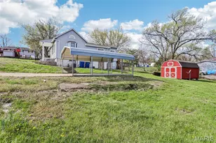 700 Lovett St, De Soto, MO 63020 - Photo 3