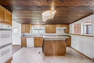 700 Lovett St, De Soto, MO 63020 - Photo 5