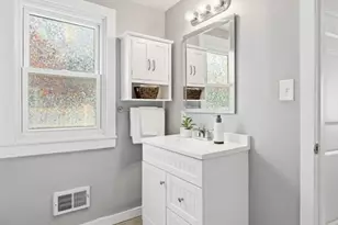 609 S 4th St, Saint Charles, MO 63301 - Photo 17