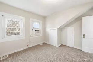 609 S 4th St, Saint Charles, MO 63301 - Photo 23