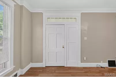 2441 Ackerman Avenue, Saint Louis, MO 63114 - Photo 7