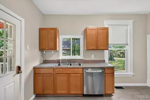 2441 Ackerman Ave, Saint Louis, MO 63114 - Photo 21
