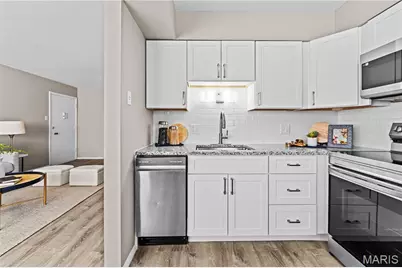 9117 Villaridge Court #D, Saint Louis, MO 63123 - Photo 9