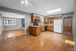 1460 Bluefield Dr, Florissant, MO 63033 - Photo 9
