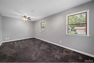 1460 Bluefield Drive, Florissant, MO 63033 - Photo 21