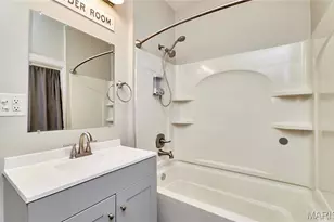 4832 Goethe Ave, Saint Louis, MO 63116 - Photo 13