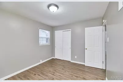 855 Daniel Boone Drive, Florissant, MO 63031 - Photo 27