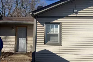 3234 Lynros Ct, Saint Ann, MO 63074 - Photo 3