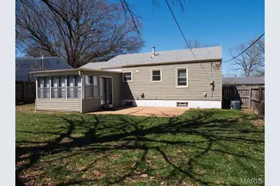 11236 Marley Drive, Saint Louis, MO 63123 - Photo 3