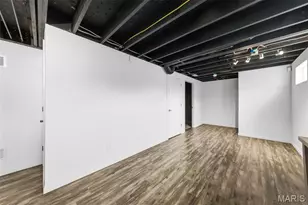 5607 Dantonaire Pl, Saint Louis, MO 63128 - Photo 35