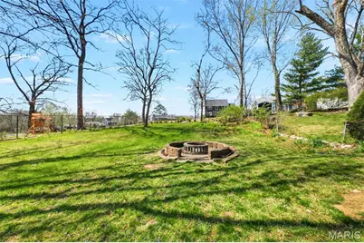 5607 Dantonaire Place, Saint Louis, MO 63128 - Photo 47