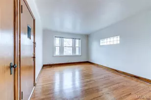 6663 Devonshire Ave, Saint Louis, MO 63109 - Photo 3