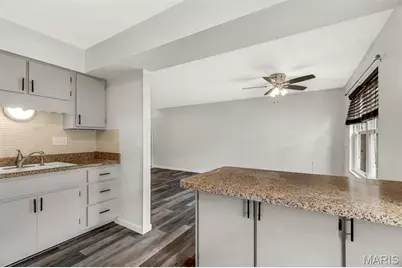 1680 Herault Place #C, Saint Louis, MO 63125 - Photo 9