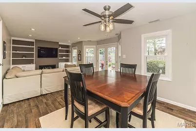 710 Elmtree Lane, Saint Louis, MO 63122 - Photo 17