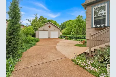 440 E Bradford Avenue, Webster Groves, MO 63119 - Photo 35