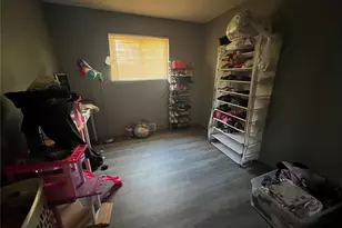 9029 Cranberry Ln, Normandy, MO 63121 - Photo 7