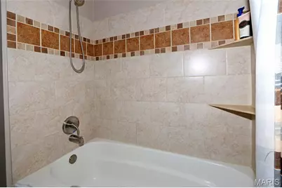 9702 Sterling Place, Saint Louis, MO 63123 - Photo 17