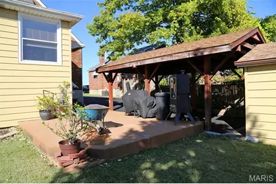 9702 Sterling Place, Saint Louis, MO 63123 - Photo 27