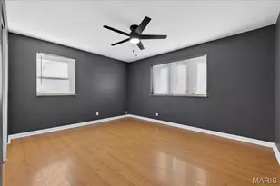 10235 Midland Blvd, Overland, MO 63114 - Photo 9