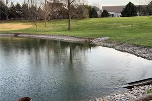 193 Berry Manor Cir, Saint Peters, MO 63376 - Photo 7