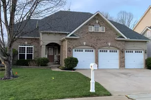 193 Berry Manor Cir, Saint Peters, MO 63376 - Photo 1