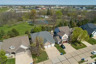 193 Berry Manor Cir, Saint Peters, MO 63376 - Photo 15